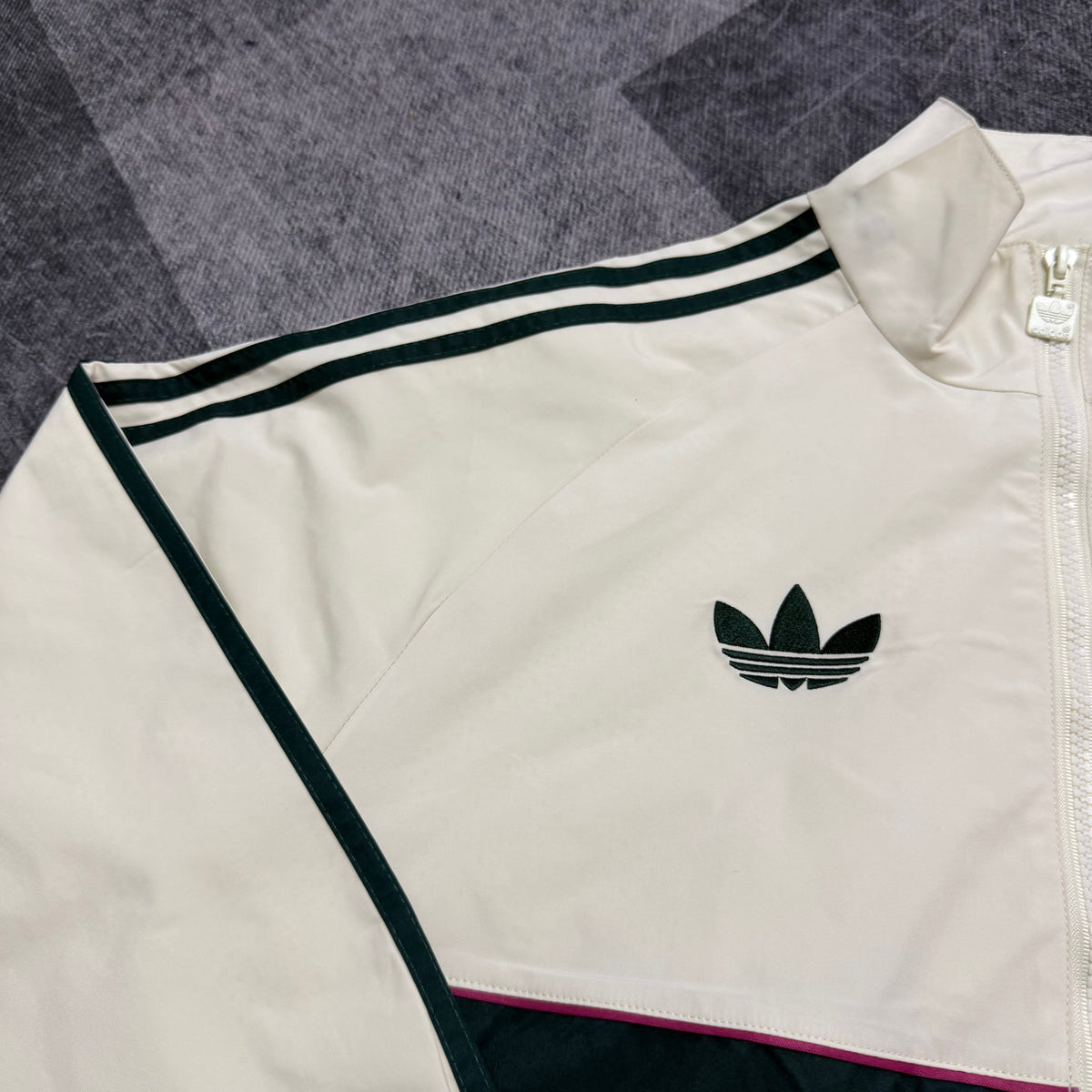2026/2027 Beige Casual Training Windbreaker Jacket