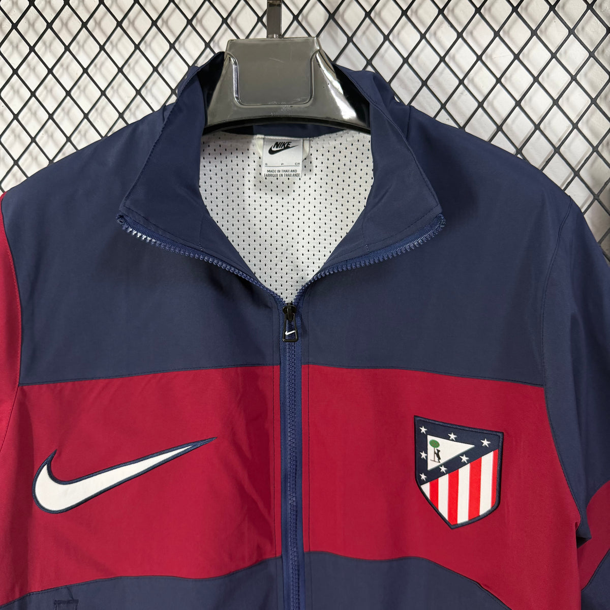 2026/2027 Red & Blue Retro Jacket Casual Windbreaker