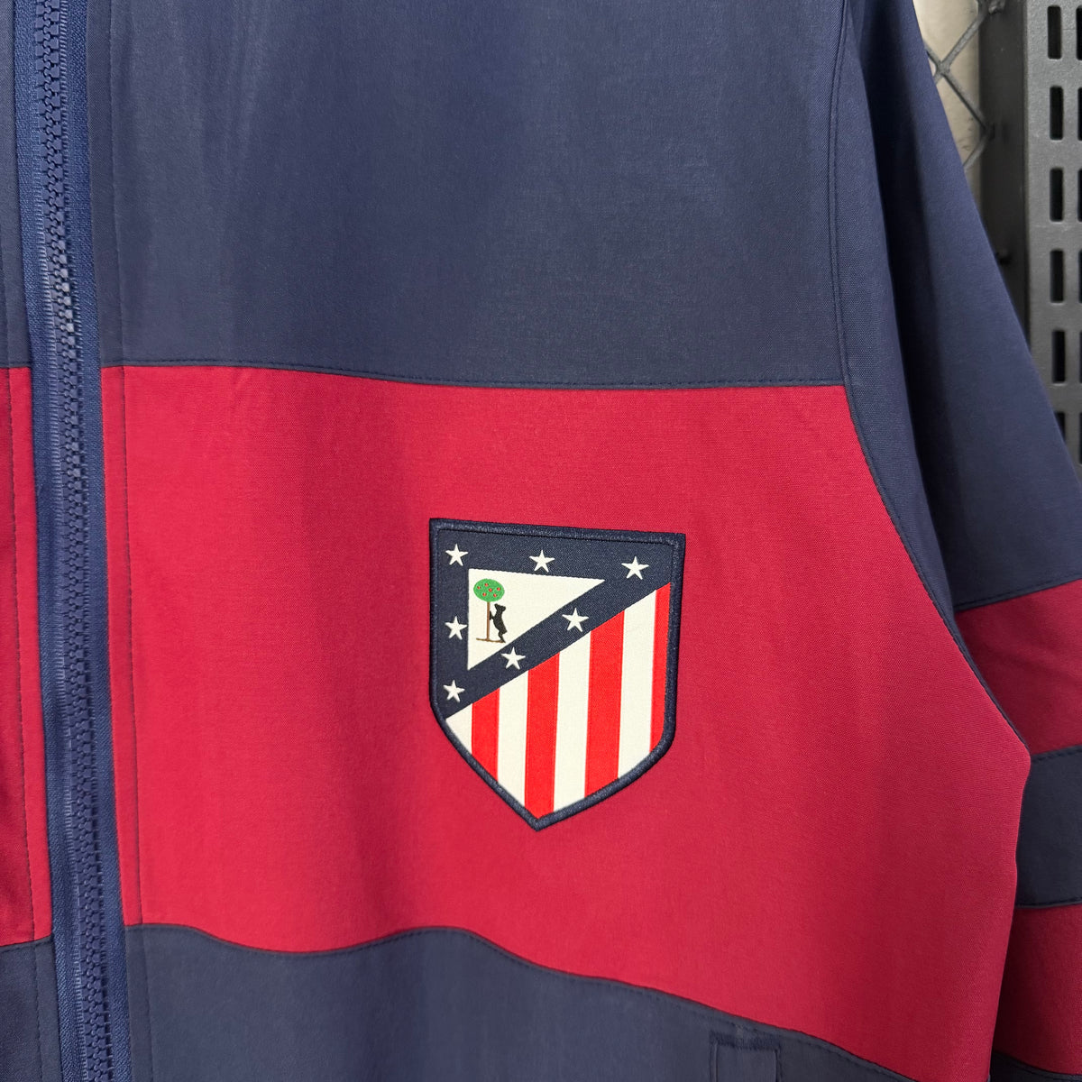 2026/2027 Red & Blue Retro Jacket Casual Windbreaker