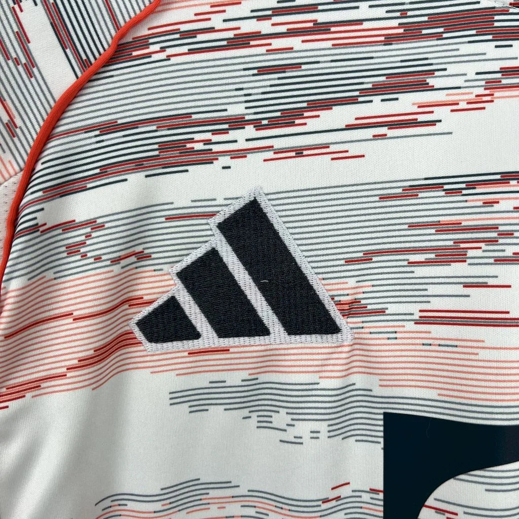 Bayern 2025/2026 Away Jersey