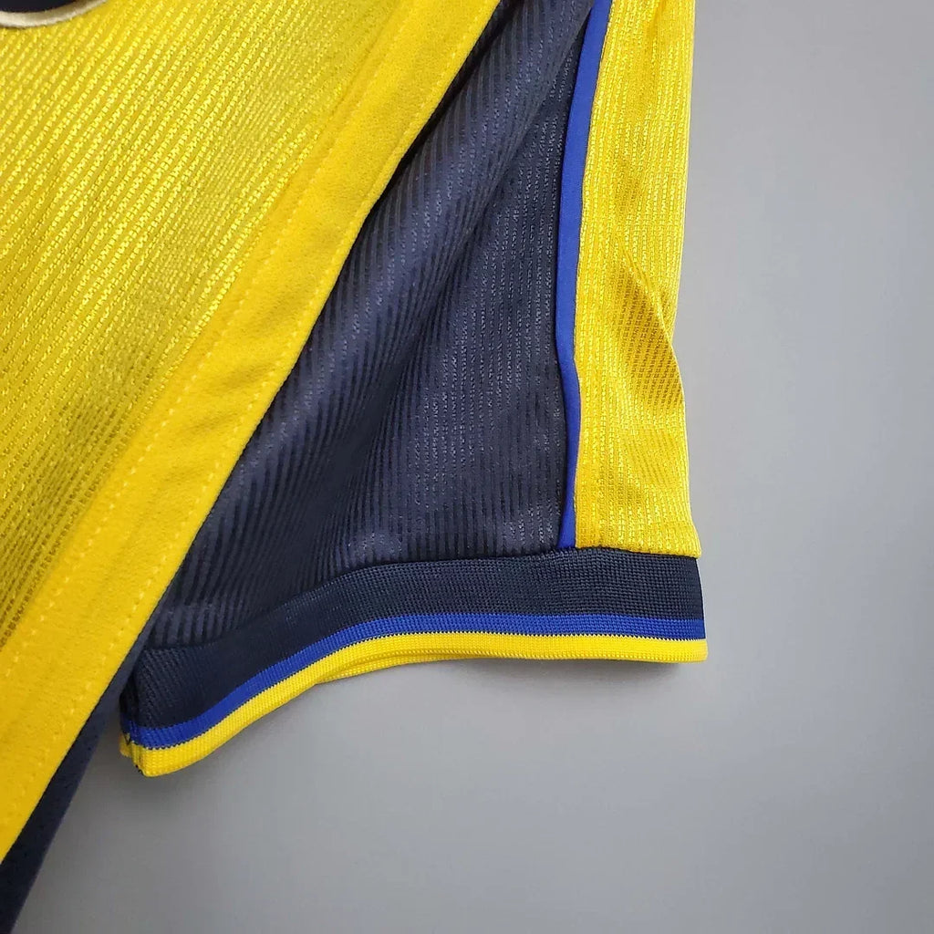 Arsenal 1999/2001 Away Retro Jersey