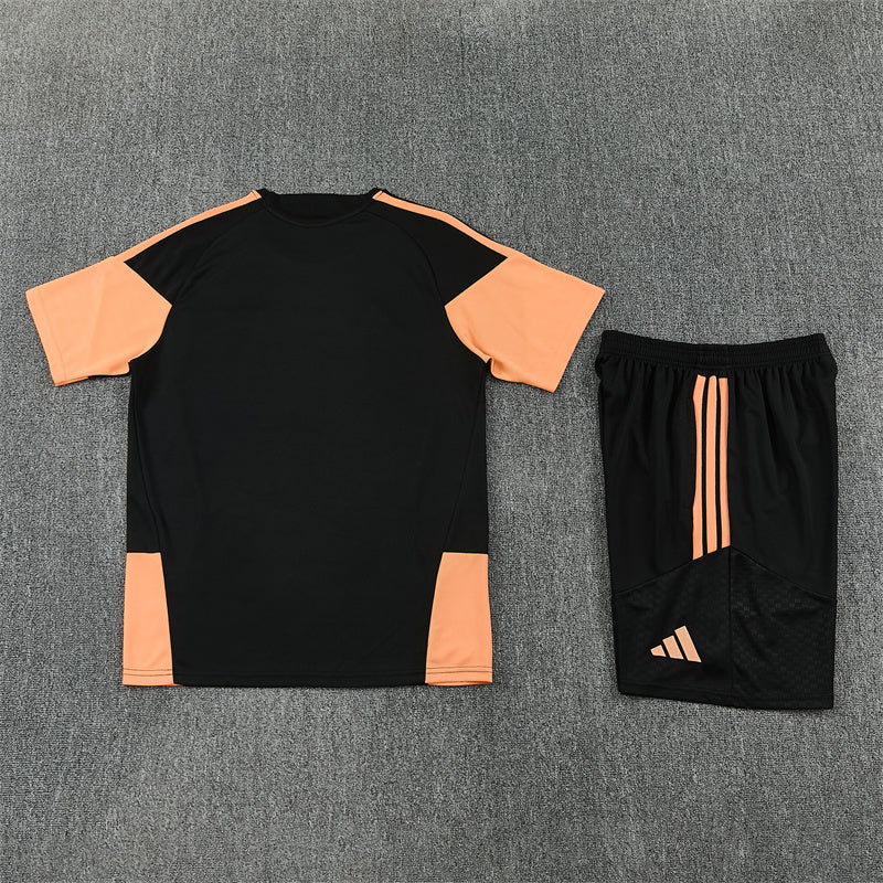 Arsenal 2026/2027 Black Training Set