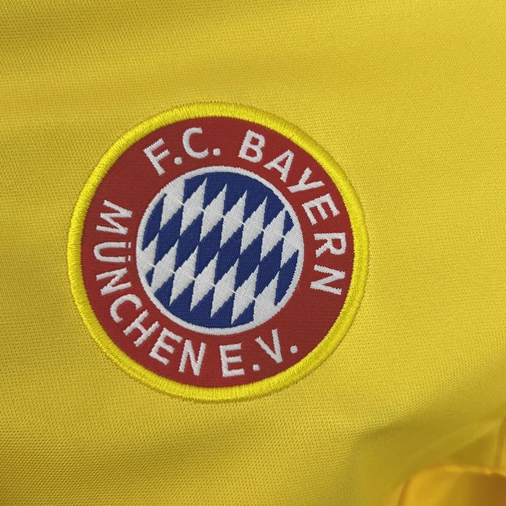 Bayern Munchen 1993/1995 Away Retro Jersey