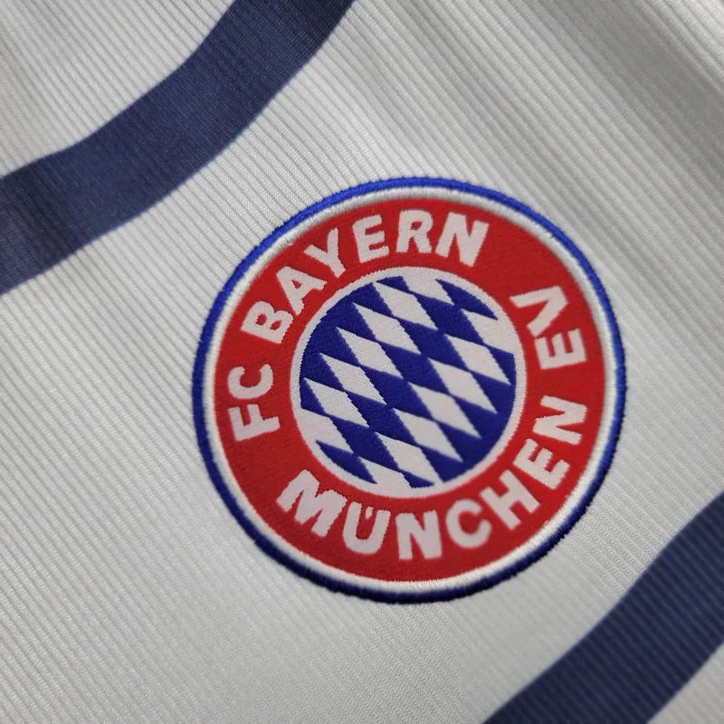 Bayern Munchen 1998/2000 Away Retro Jersey