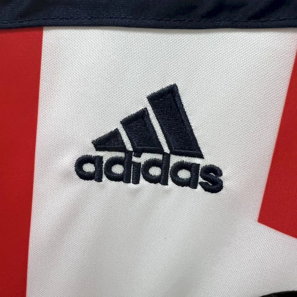 Bayern Munchen 2000/2001 Away Retro Jersey
