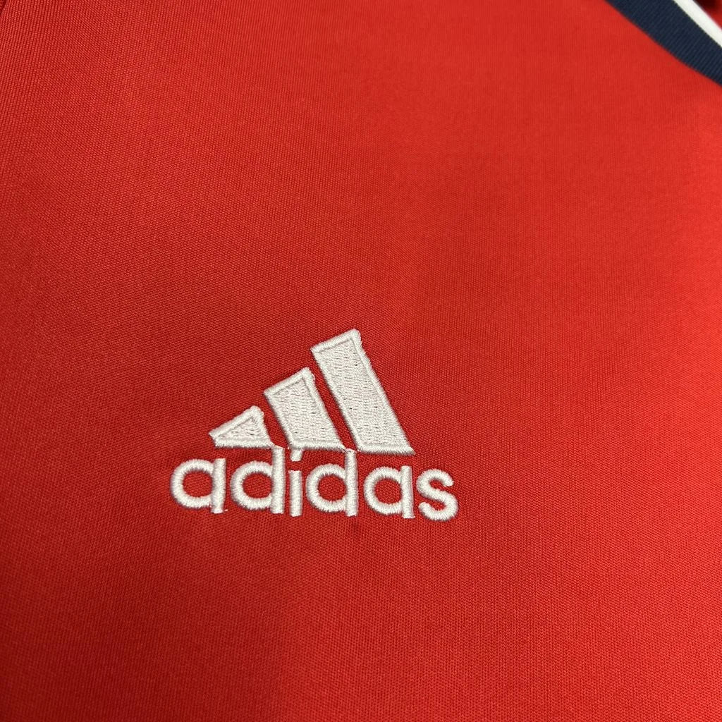 Bayern Munchen 2000/2001 Home Retro Jersey