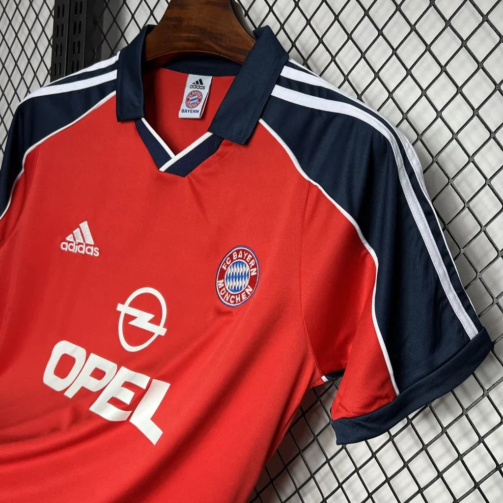 Bayern Munchen 2000/2001 Home Retro Jersey