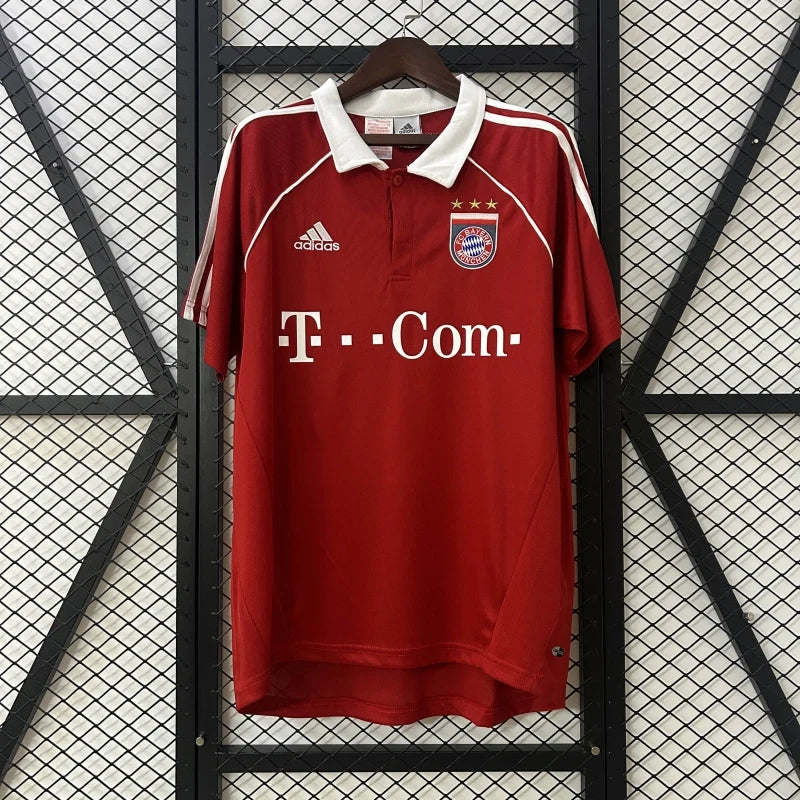 Bayern Munchen 2005/2006 Home Retro Jersey