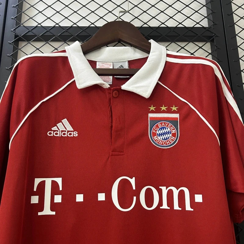 Bayern Munchen 2005/2006 Home Retro Jersey
