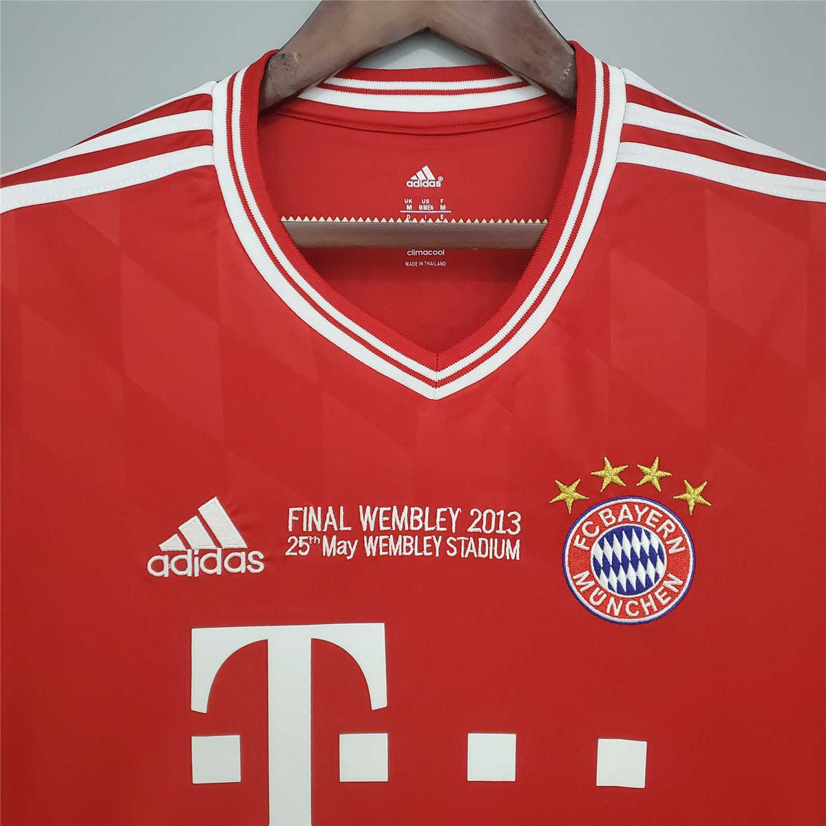 Bayern Munchen 2013/2014 Champions League Home Long Sleeve Retro Jersey