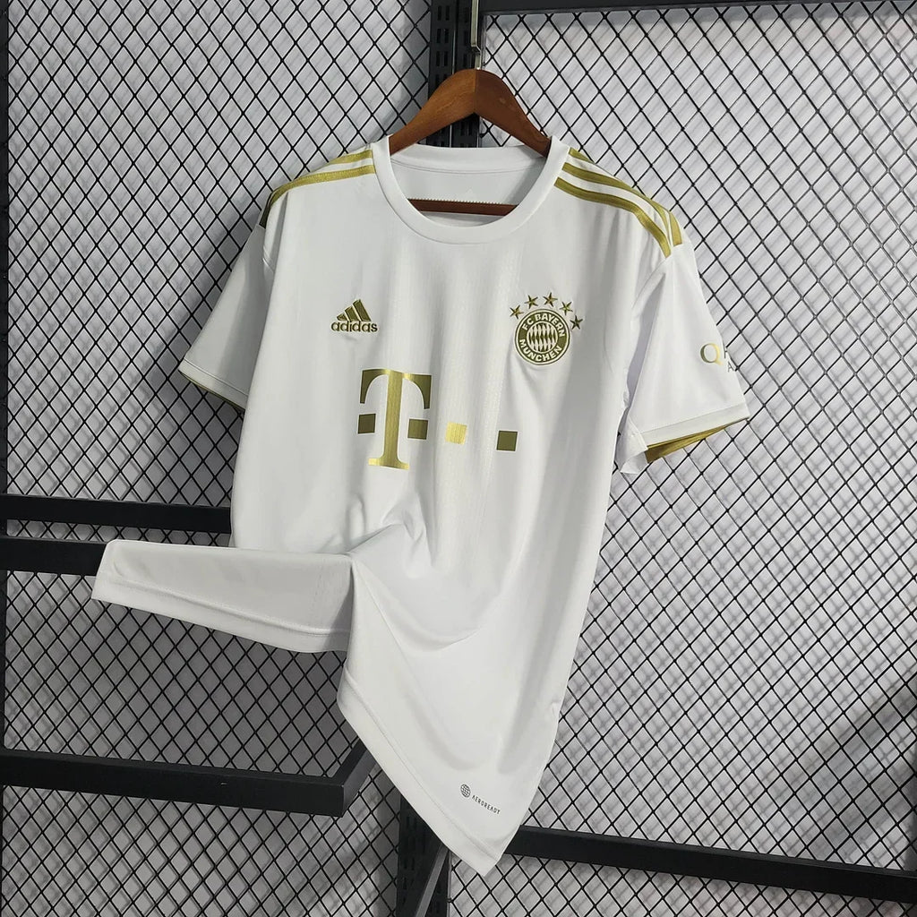 Bayern Munchen 2022/2023 Away Jersey