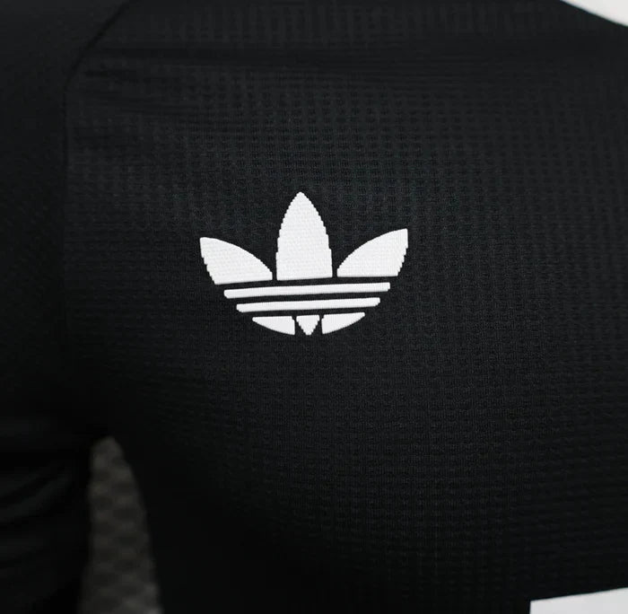 Bayern Munchen 2024/2025 Goalkeeper Third Away Kit