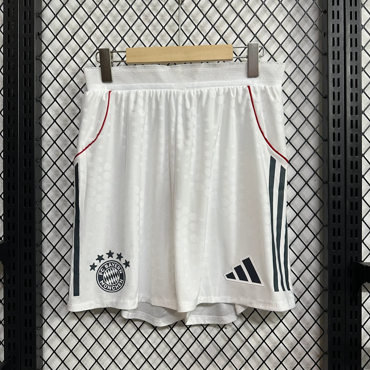 Bayern Munchen 2025/2026 Away Shorts