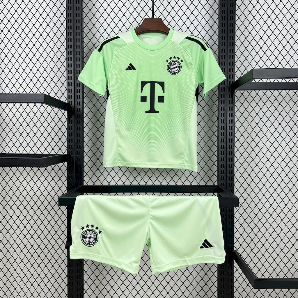 Bayern Munchen 2025/2026 Green Goalkeeper Kit Kids Size