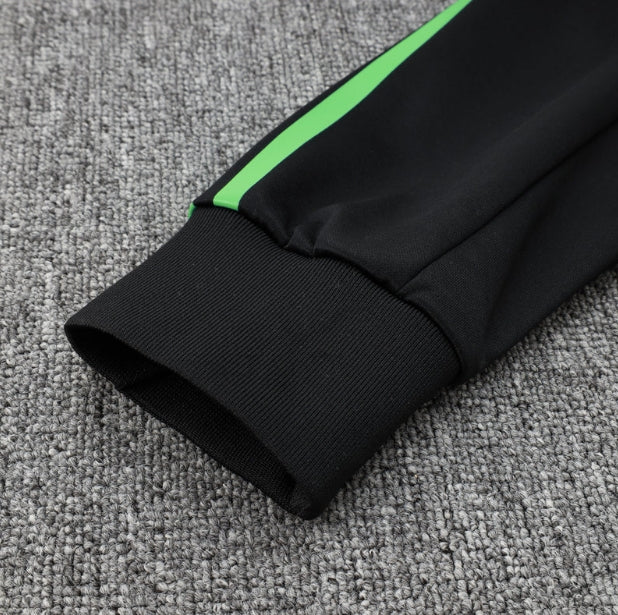 Bayern Munchen Black Tracksuit