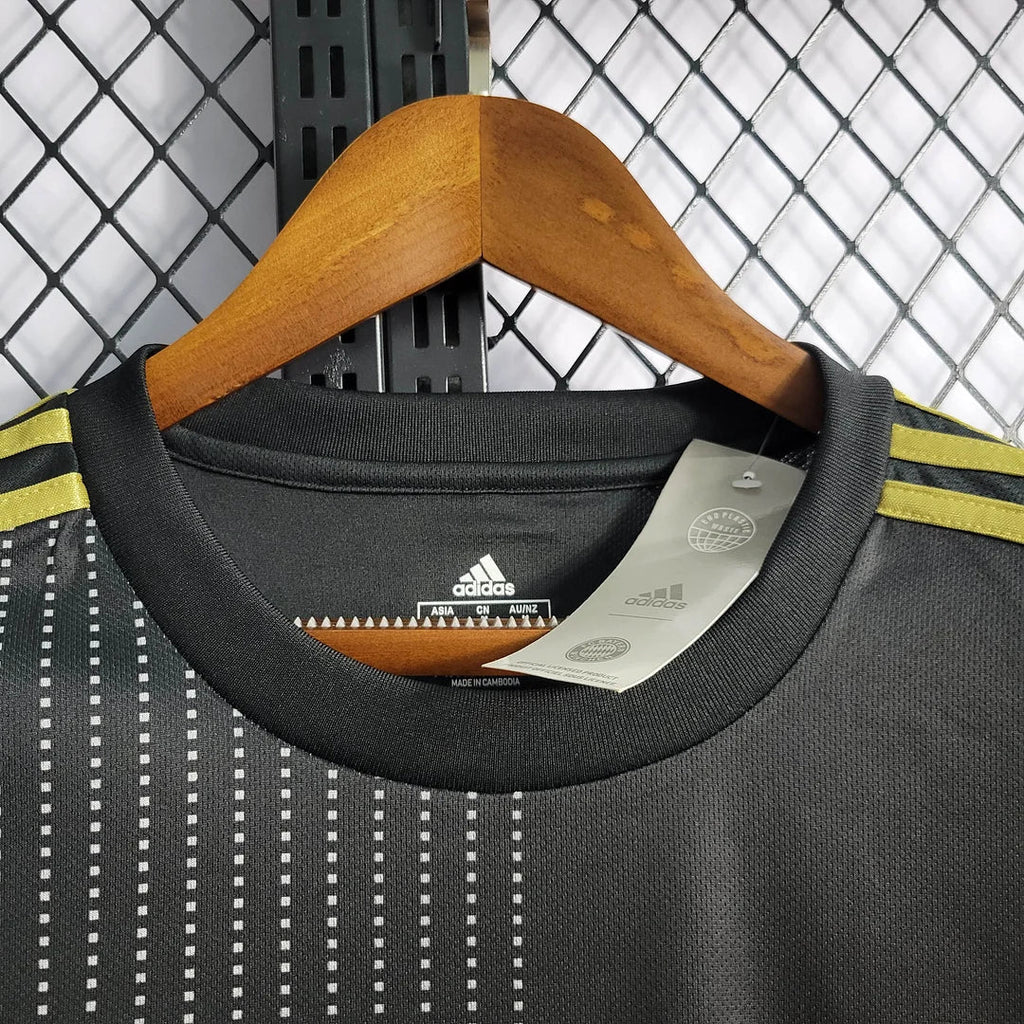 Bayern Munich 2021/2022 Away Retro Jersey