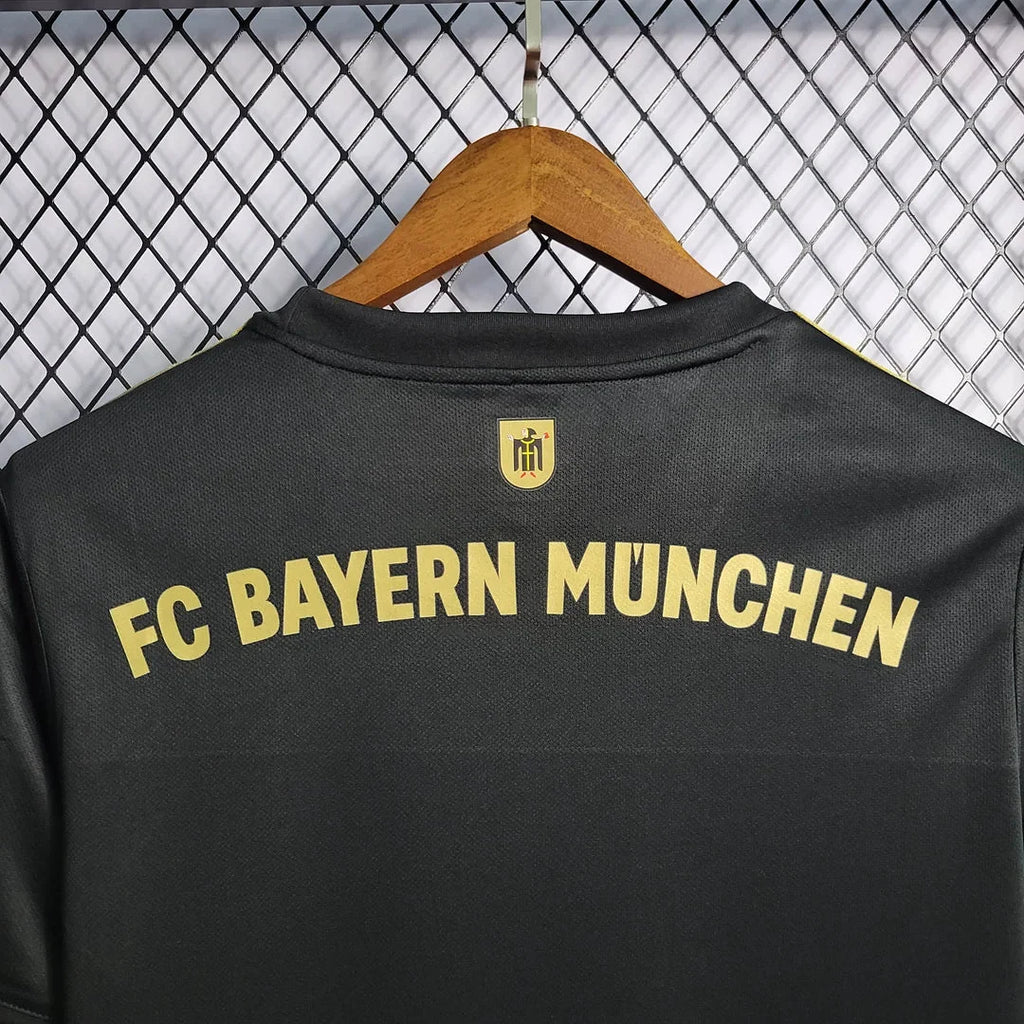 Bayern Munich 2021/2022 Away Retro Jersey