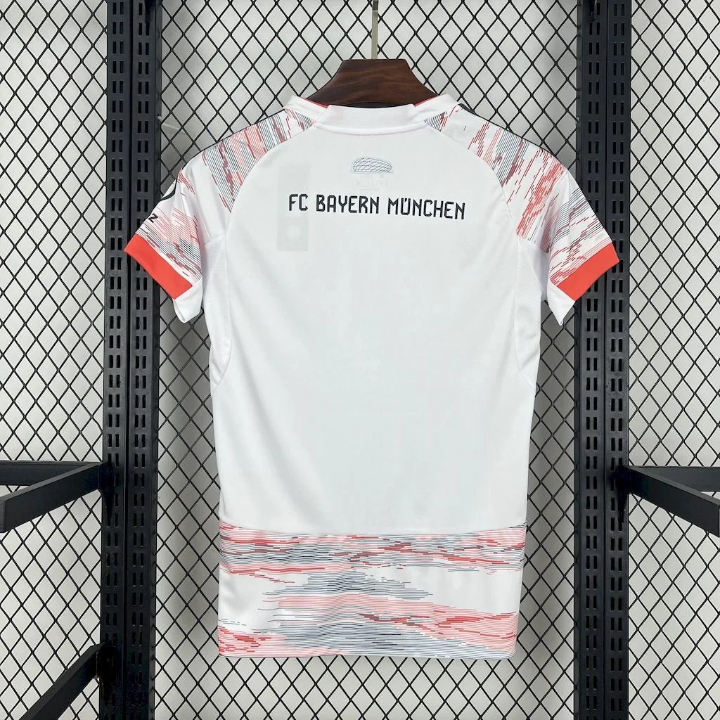 Bayern Munich 2025/2026 Away Women Jersey