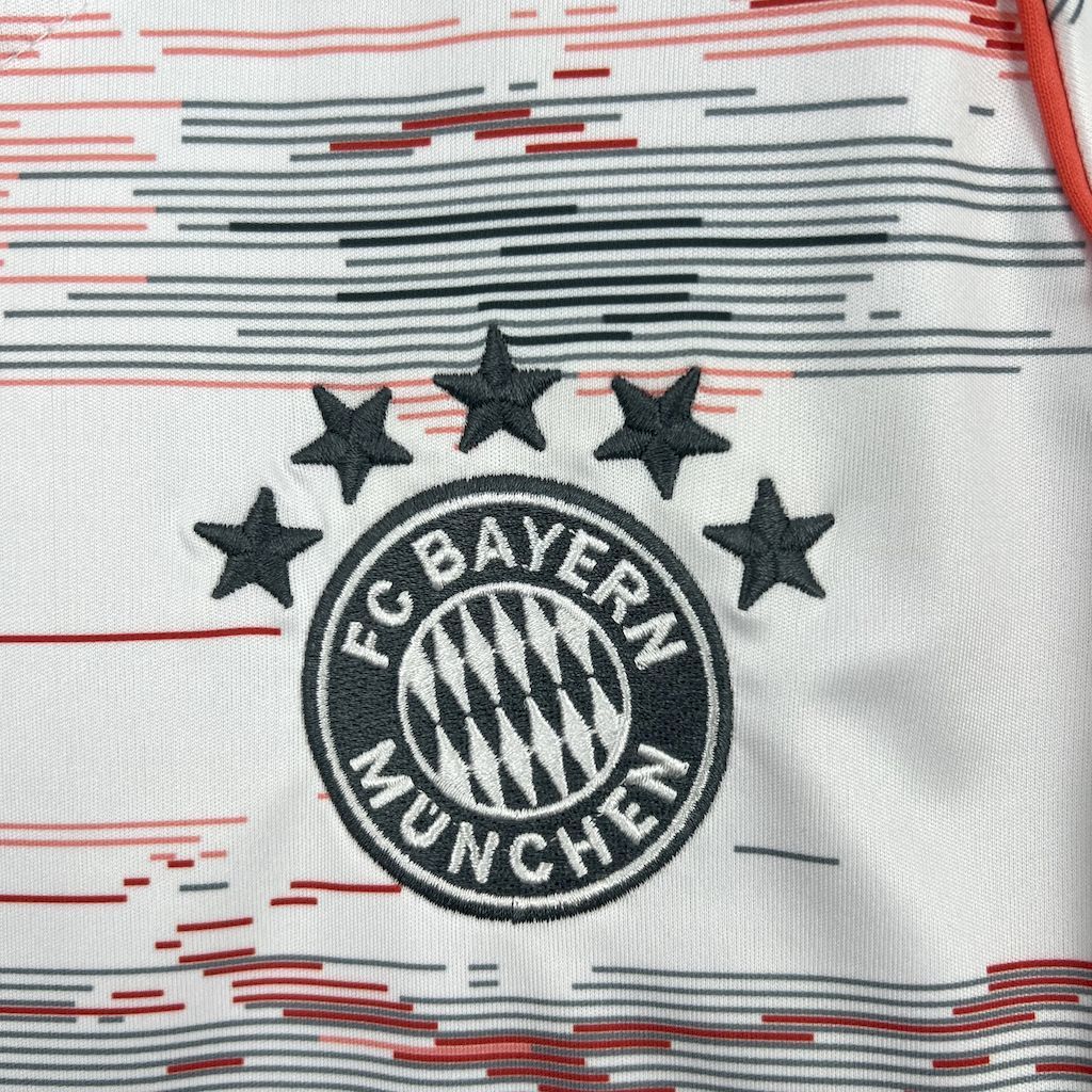 Bayern Munich 2025/2026 Away Women Jersey