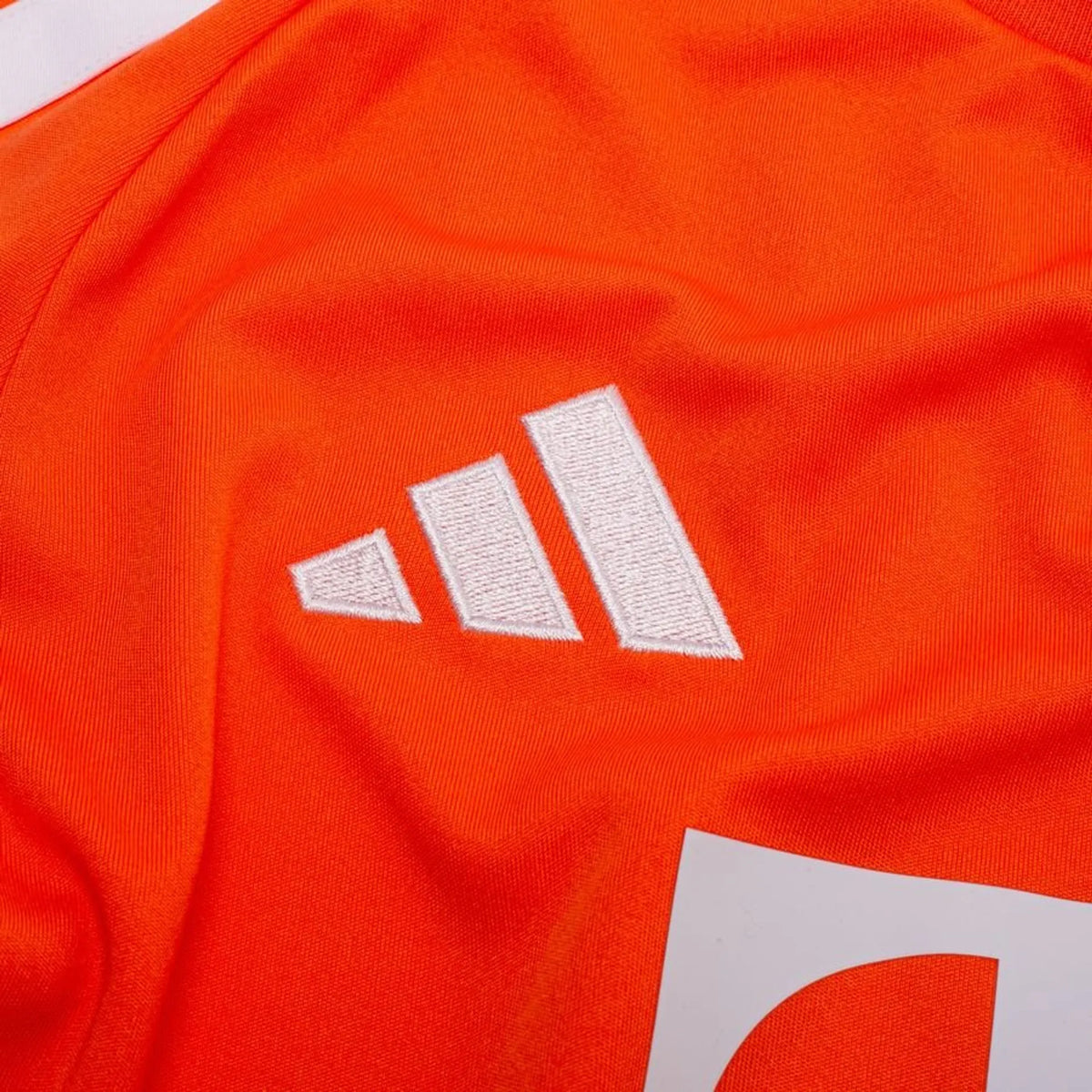 Bayern Munich 2026/2027 Goalkeeper Jersey