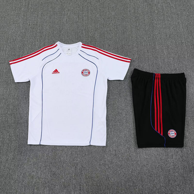 Bayern Munich Retro Training Set