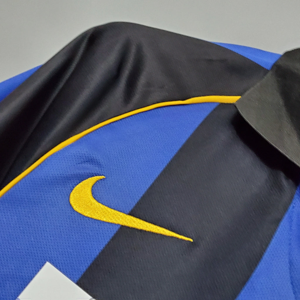 Inter Milan 2001/2002 Home Retro Jersey