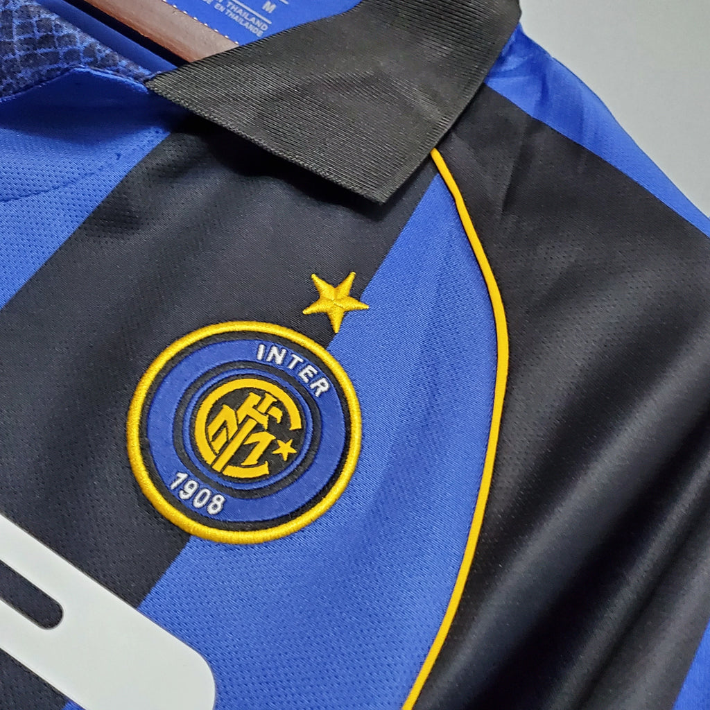 Inter Milan 2001/2002 Home Retro Jersey