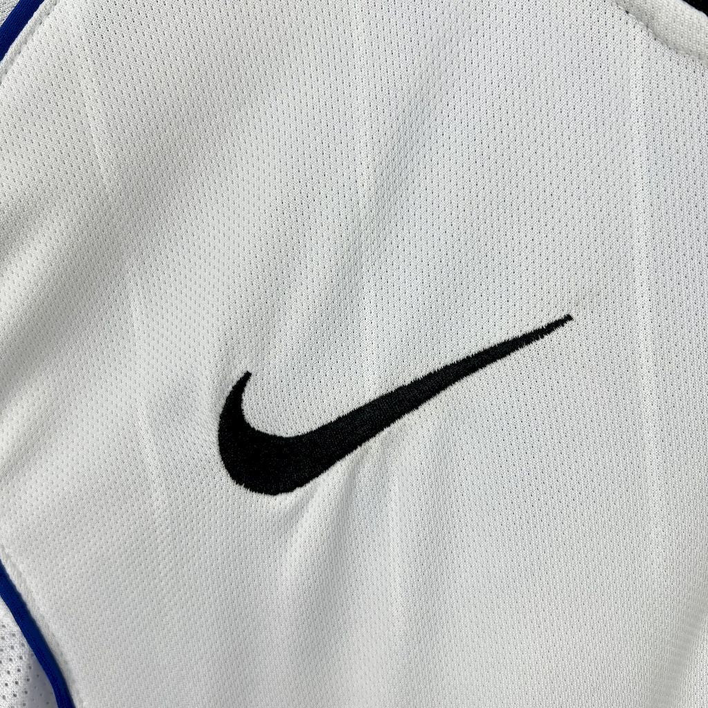 Inter Milan 2004/2005 Away Retro Jersey