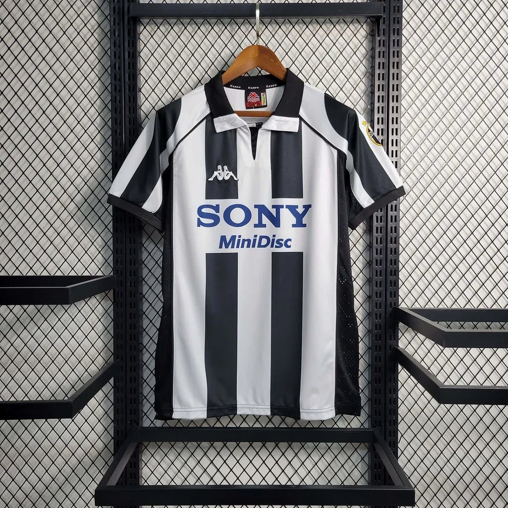 Juventus 1997/1998 Home Retro Jersey