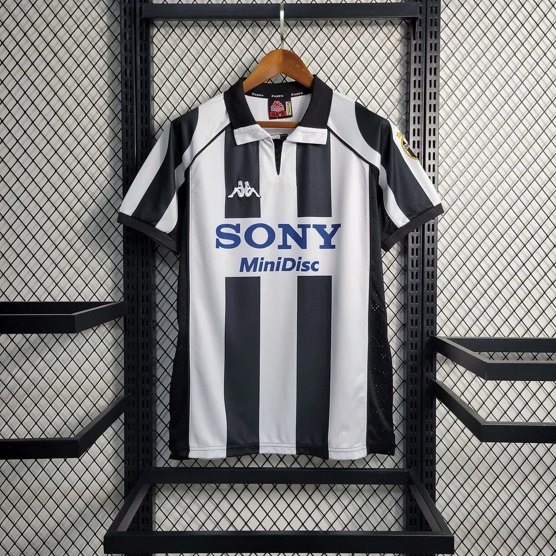 Juventus 1997/1998 Home Retro Jersey