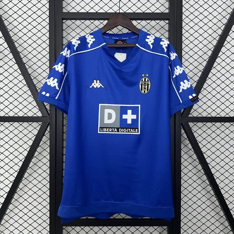 Juventus 1999/2000 Away Retro Jersey