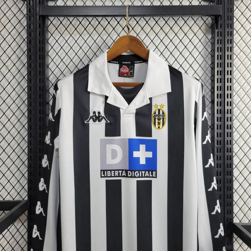 Juventus 1999/2000 Home Long Sleeve Retro Jersey