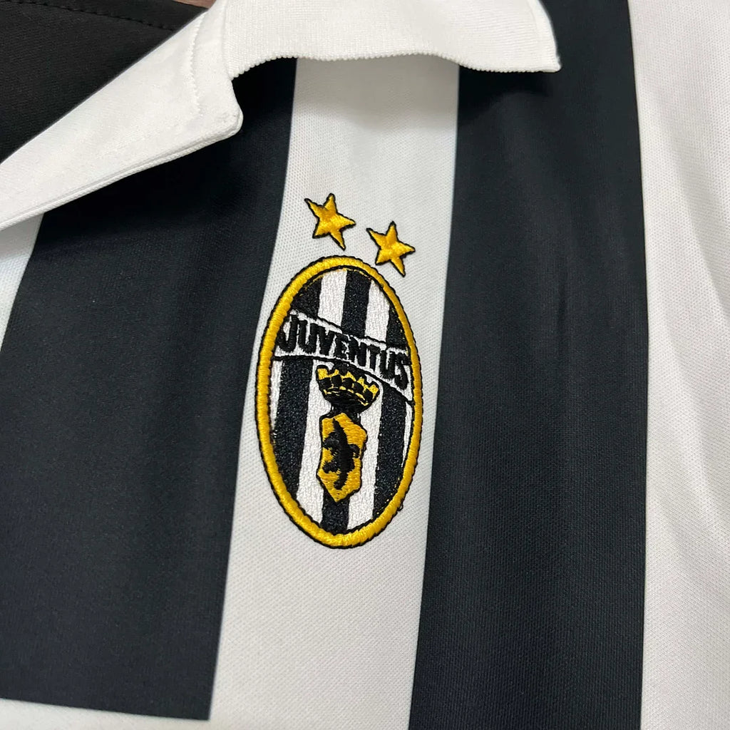 Juventus 1999/2000 Home Retro Jersey