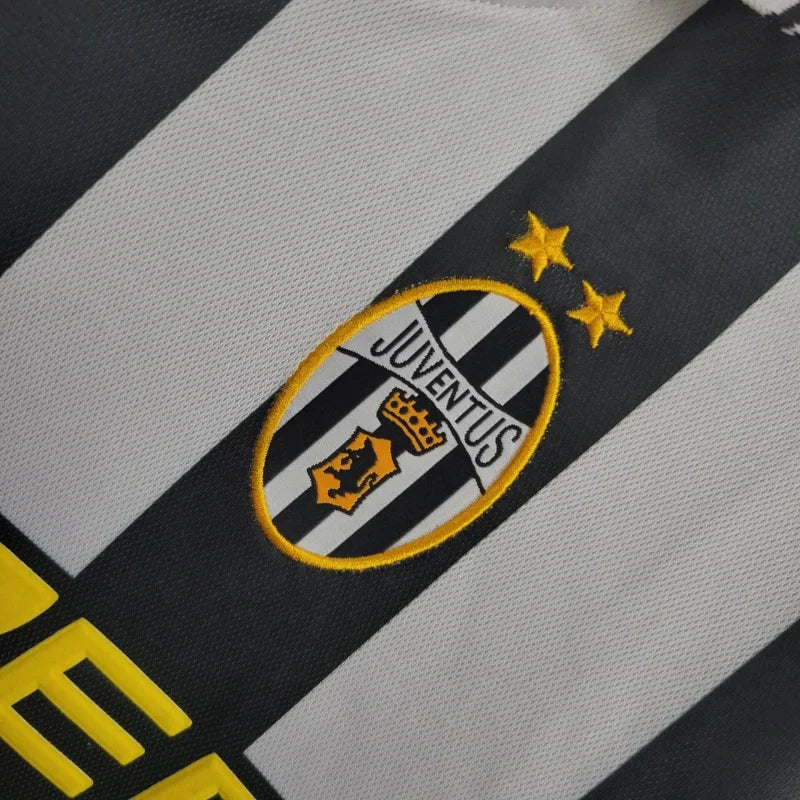 Juventus 2001/2002 Home Retro Jersey