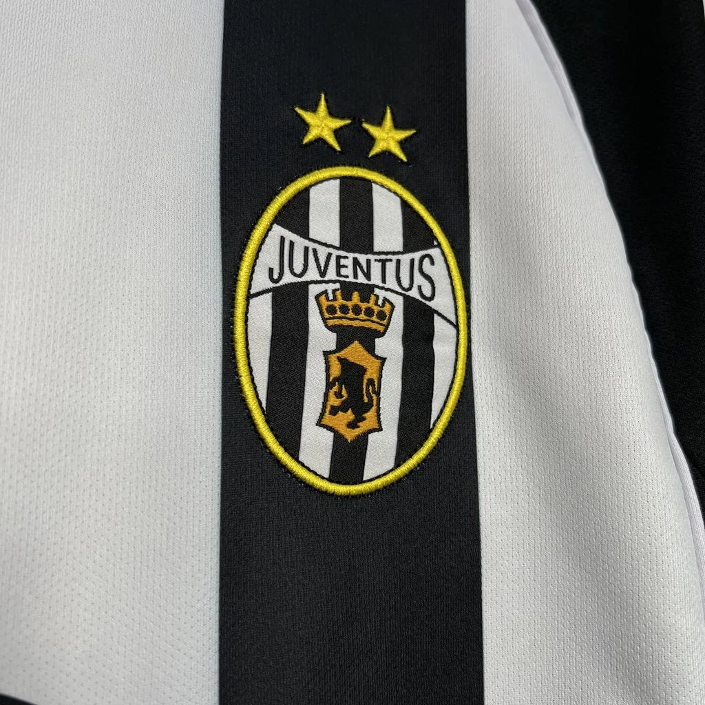 Juventus 2002/2003 Home Retro Jersey