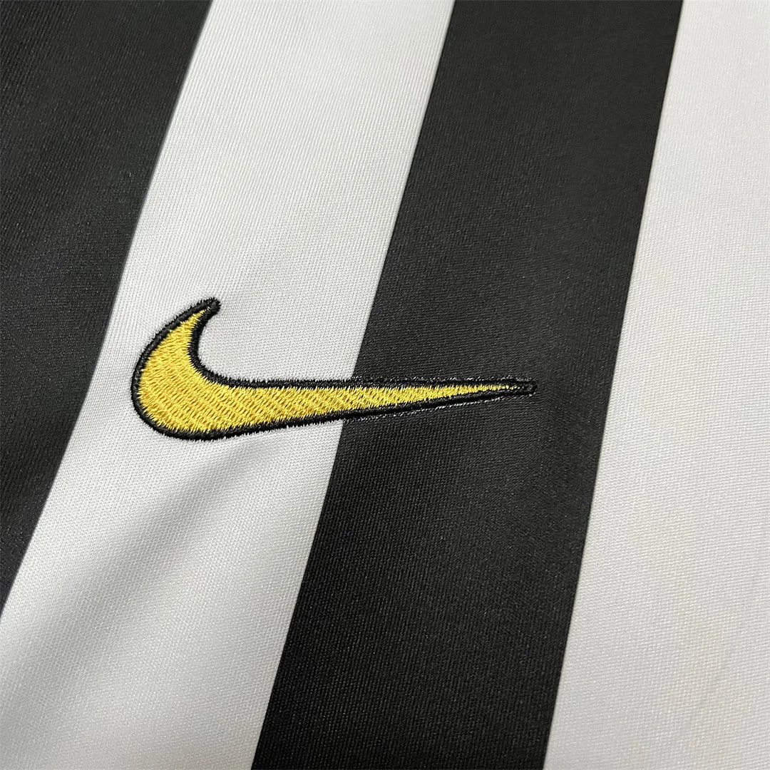 Juventus 2003/2004 Home Retro Jersey