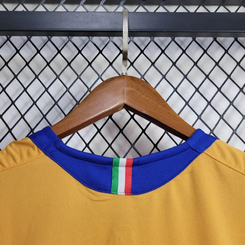 Juventus 2005/2006 Third Away Retro Jersey