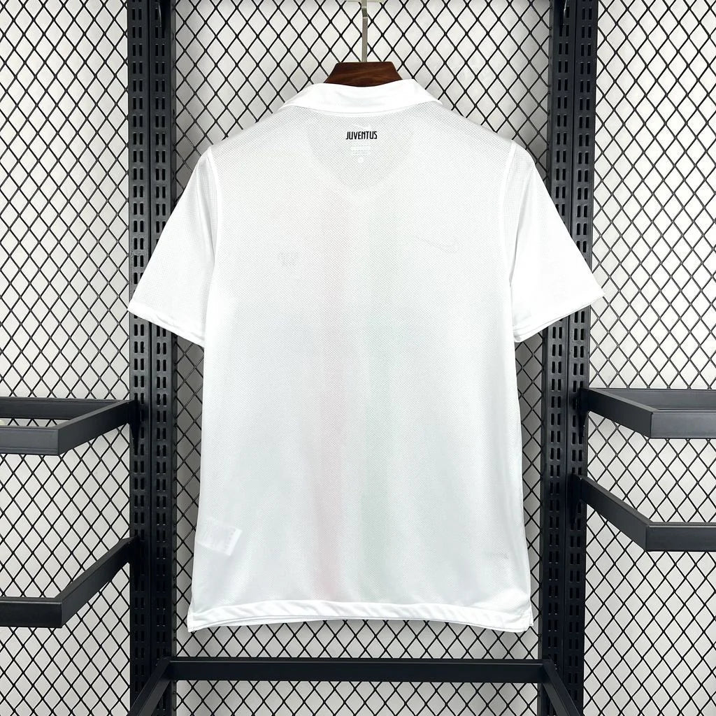 Juventus 2010/2011 Away Retro Jersey