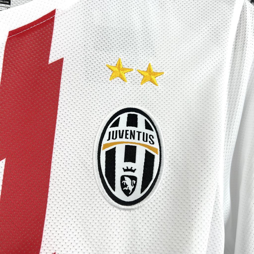 Juventus 2010/2011 Away Retro Jersey