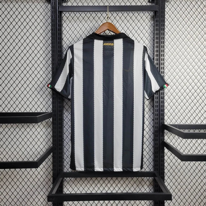 Juventus 2010/2011 Home Retro Jersey