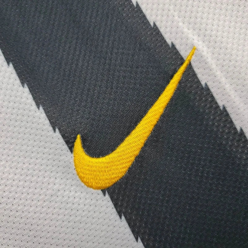 Juventus 2010/2011 Home Retro Jersey