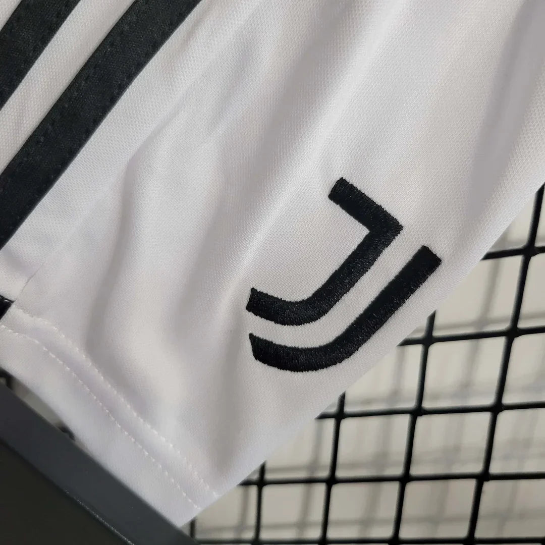 Juventus 2023/2024 Away Jersey Kids Size