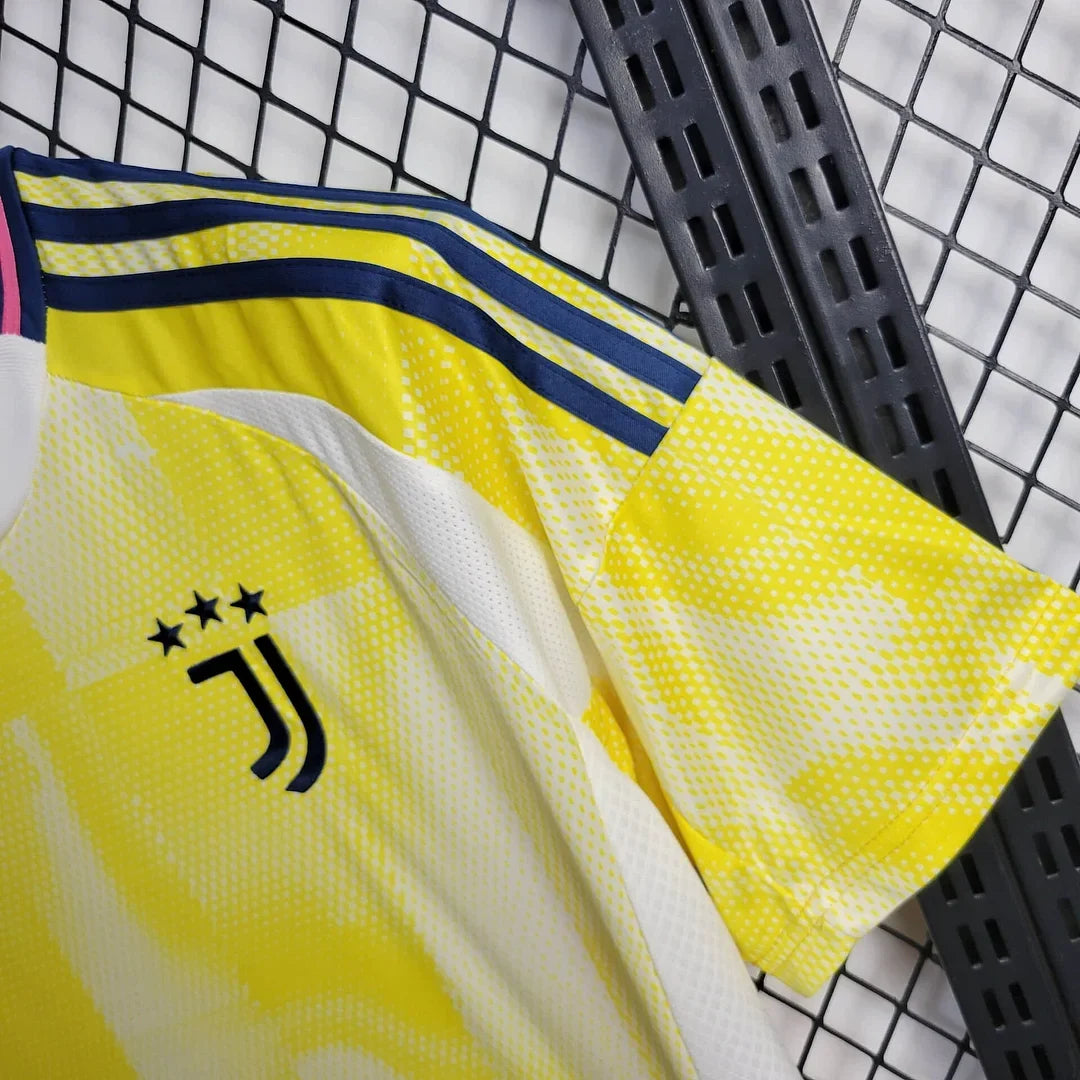 Juventus 2024/2025 Away Jersey