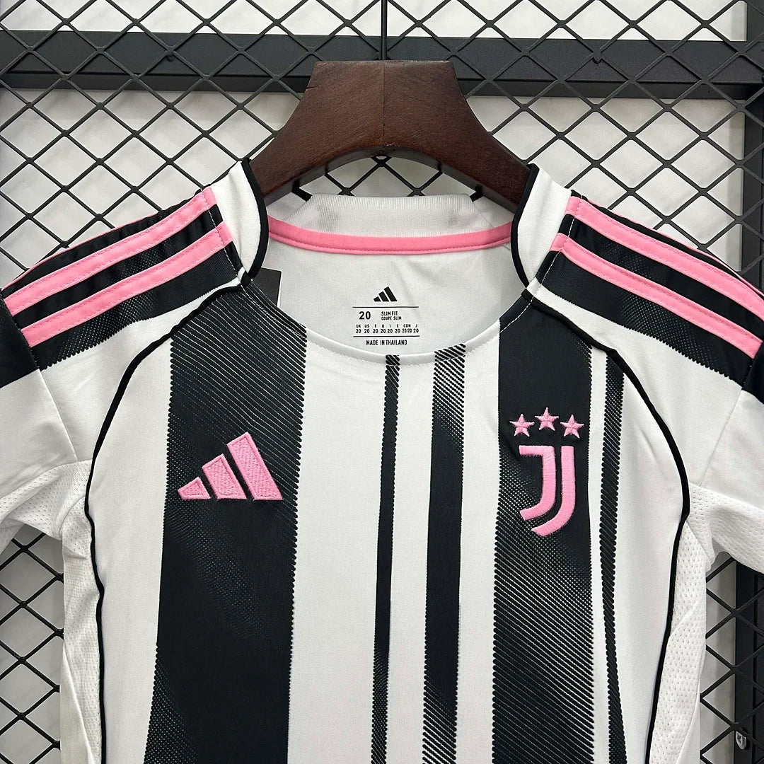 Juventus 2025/2026 Home Kit Kids Size