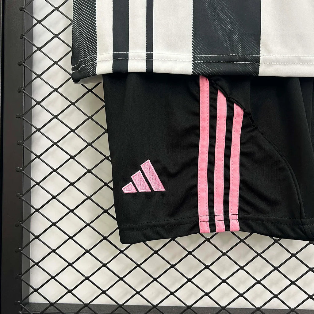 Juventus 2025/2026 Home Kit Kids Size