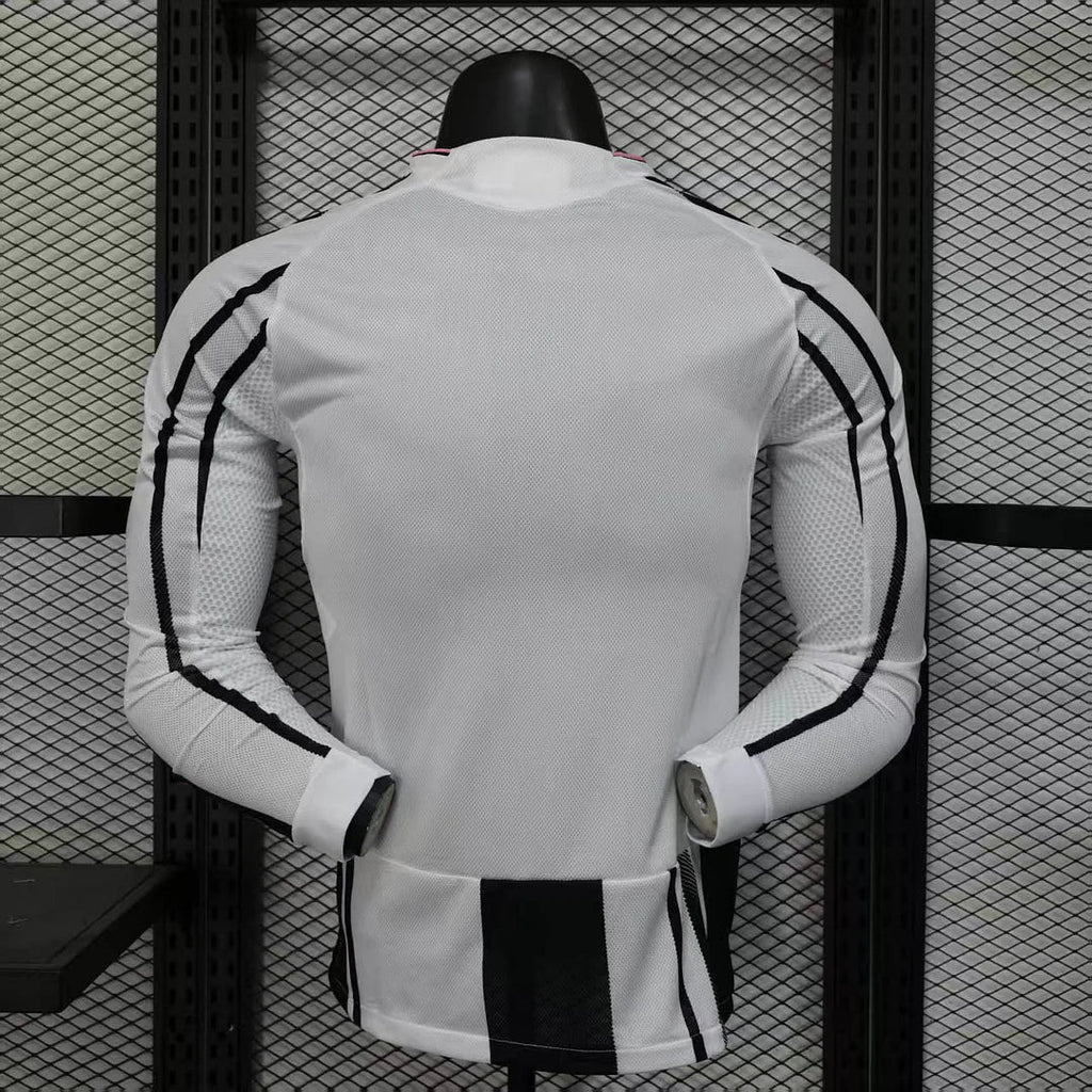 Juventus 2025/2026 Home Long Sleeve Jersey