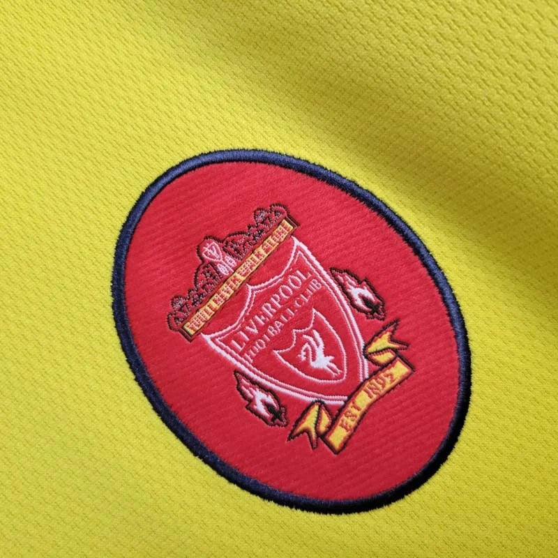 Liverpool 1999/2000 Away Retro Jersey