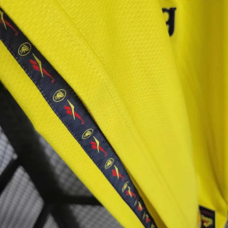 Liverpool 1999/2000 Away Retro Jersey