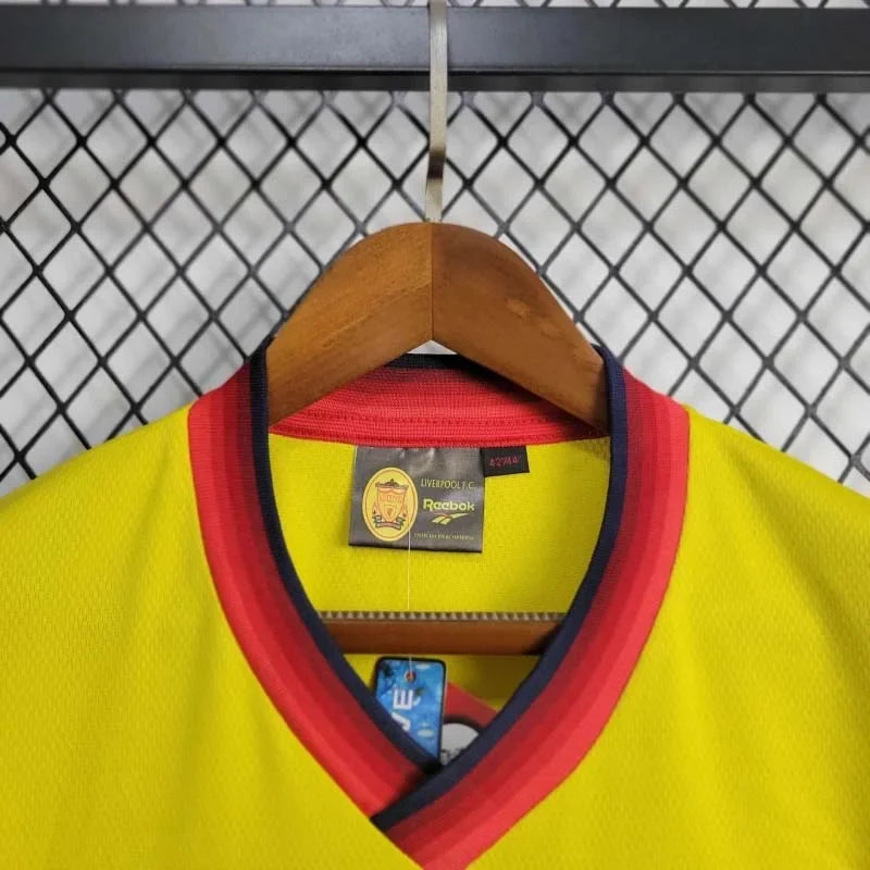 Liverpool 1999/2000 Away Retro Jersey