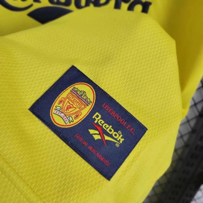 Liverpool 1999/2000 Away Retro Jersey